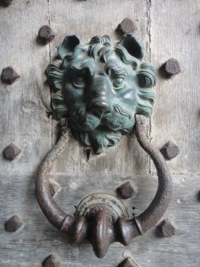 Doorknocker, Leeds Castle